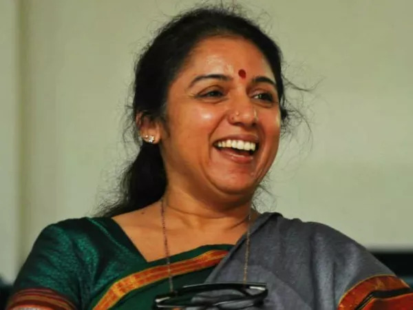 നഗ്നചിത്രങ്ങള്‍ രഞ്ജിത്ത് അയച്ചിട്ടില്ല : രേവതി