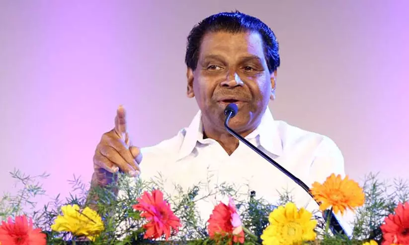 പാര്‍ട്ടിക്കുവിധേയപ്പെടുമെങ്കില്‍ അച്ചടക്കനടപടി എടുക്കേണ്ട ആവശ്യമില്ല; തിരുവഞ്ചൂര്‍