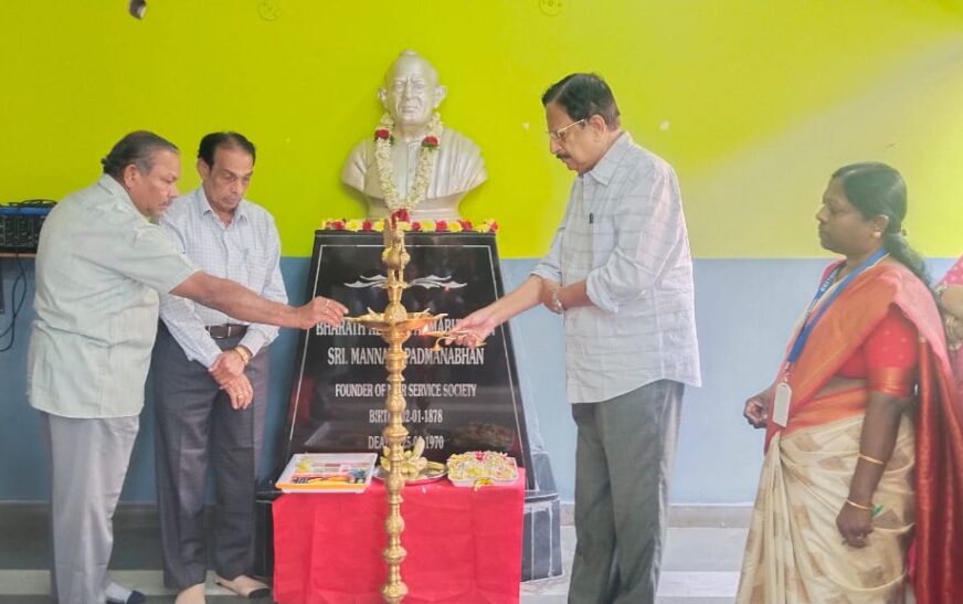 കെ എൻ എസ് എസ് വിവിധ സ്ഥാപനങ്ങളിൽ മന്നംജയന്തി ആഘോഷിച്ചു