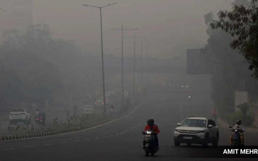 ബെംഗളൂരു കഠിന ശൈത്യത്തിലേക്ക്, താപനിലയിൽ വൻ ഇടിവ്, കുറയുന്നത് 10.2 ഡിഗ്രിയിലേക്ക്, ജാക്കറ്റ് ഇല്ലാതെ പറ്റില്ല