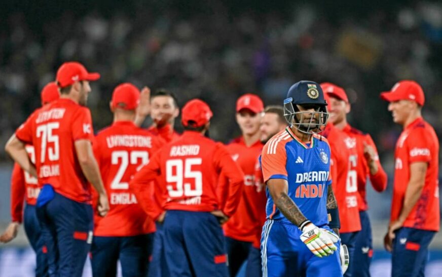 മൂന്നാം ട്വന്‍റി 20 യിൽ ഇംഗ്ലണ്ടിന് 26 റൺസ് ജയം; ഇന്ത്യക്കു തോൽവി