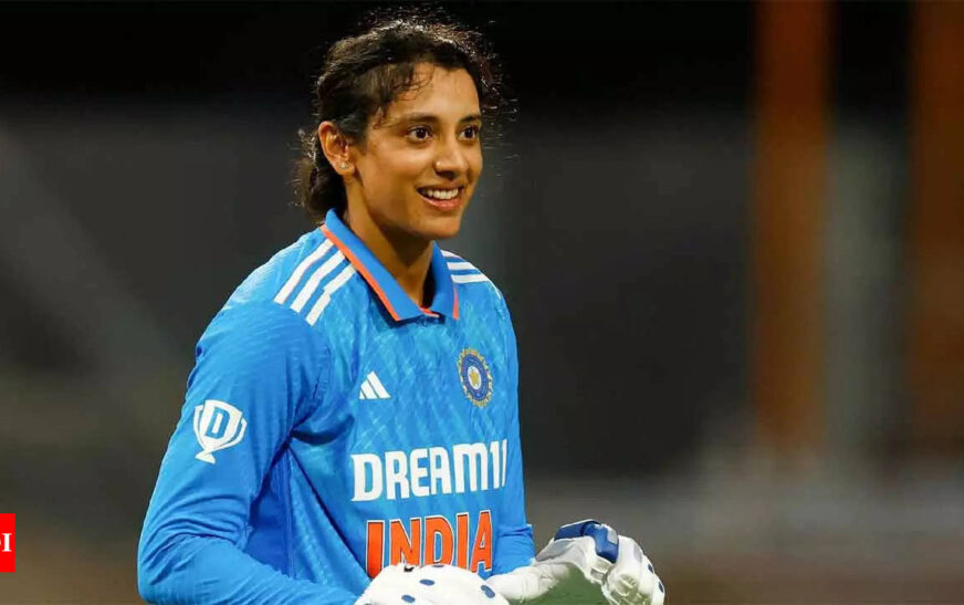 സ്മൃതി മന്ദാന മികച്ച വനിതാ ഏകദിന താരം; അഫ്ഗാനിസ്താൻ ഓൾറൗണ്ടർ അസ്‌മത്തുല്ല ഒമർസായ് മികച്ച പുരുഷ  താരം