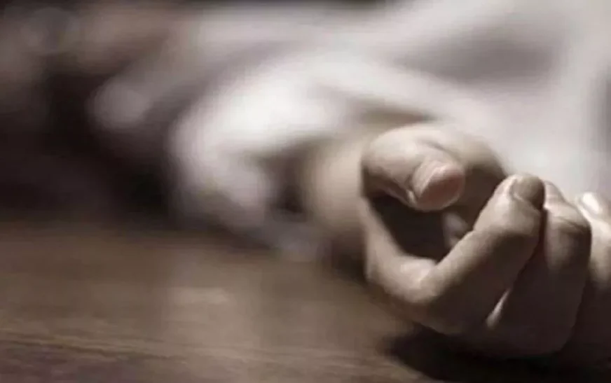 ചക്ക മുറിക്കുന്നതിനിടെ കത്തിയുടെ മുകളിലേക്ക് വീണ് 8 വയസു കാരന് ദാരുണാന്ത്യം