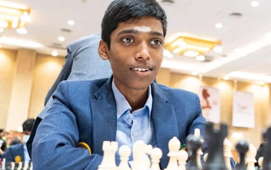 ടാറ്റാ സ്റ്റീല്‍ ചെസ്സ് പ്രജ്ഞാനന്ദ ചാമ്പ്യന്‍; സഡന്‍ ഡെത്ത് ഗെയിമില്‍ ഗുകേഷിനെ പ്രജ്ഞാനന്ദ വീഴ്‌ത്തി