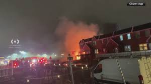 യുഎസിൽ വീണ്ടും വിമാനാപകടം ; ഫിലാഡൽഫിയയിൽ ചെറുവിമാനം തകർന്നുവീണു