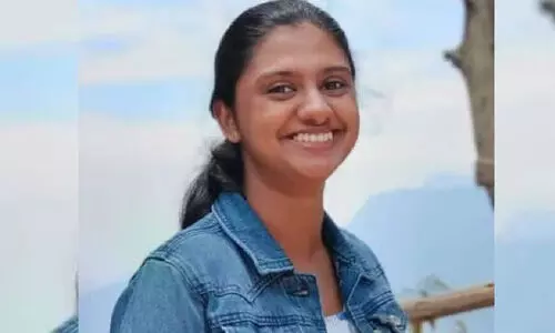 തിരുവനന്തപുരം വിമാനത്താവളത്തിലെ ഐ.ബി ഉദ്യോഗസ്ഥയുടെ മൃതദേഹം റെയിൽ പാളത്തിൽ