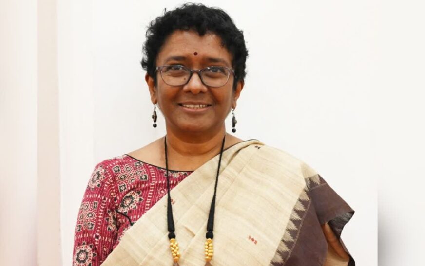 തൊലിയുടെ നിറത്തിൻ്റെ പേരില്‍ അപമാനം; ഫേസ്ബുക്കില്‍ പോസ്റ്റിട്ട് ചീഫ് സെക്രട്ടറി ശാരദ മുരളീധരന്‍