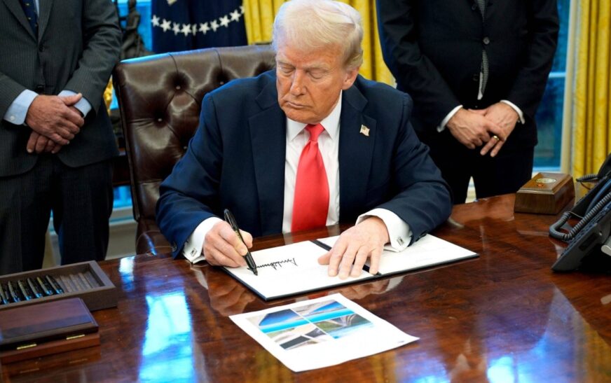 വിദ്യാർത്ഥികൾക്കുള്ള സാമ്പത്തികസഹായ പുനര്‍നിര്‍ണയം; ട്രംപ് സര്‍ക്കാരിൻ്റെ തീരുമാനത്തില്‍ ഭാരത വിദ്യാര്‍ത്ഥികള്‍ പ്രതിസന്ധിയില്‍