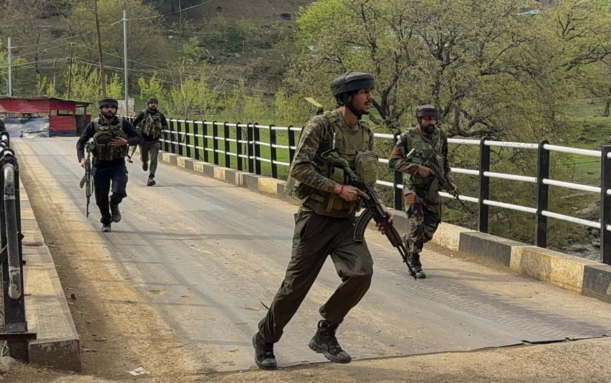 5 ദിവസത്തിനിടെ നാലിടങ്ങളിൽ സൈന്യം ഭീകരർക്ക് സമീപത്തെത്തി; വെടിവെയ്പ്പ് 4 തവണ