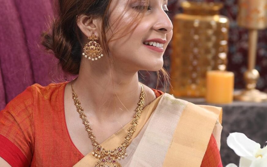 മൂന്നുദിവസം മാറ്റമില്ലാതെ തുടർന്ന സ്വർണ്ണവിലയിൽ ഇന്ന് ഇടിവ്