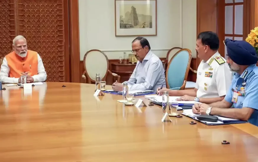 പഹൽഗാം തിരിച്ചടി; സേനകൾക്കു സർവസ്വാതന്ത്ര്യം നൽകി പ്രധാനമന്ത്രി