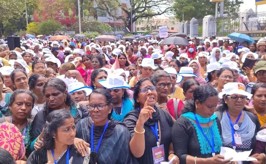 ആശമാരുടെ 80 ദിവസം പിന്നിട്ട സമരയാത്രയുടെ ഫ്ളാഗ് ഓഫ് ഇന്ന്; തൊഴിലാളി ദിനത്തിൽ സമരം കടുപ്പിക്കാനൊരുങ്ങി ആശാമാർ