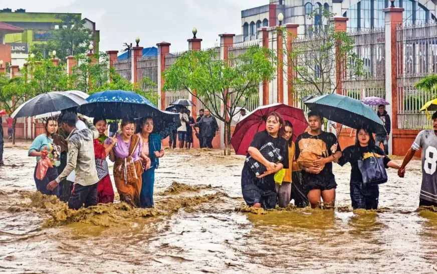 വടക്കു കിഴക്കൻ സംസ്ഥാനങ്ങളിൽ കനത്തമഴ, 30 മരണം