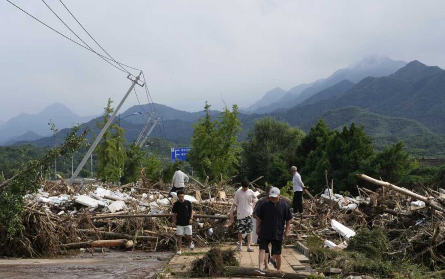 കനത്ത മഴ; ചൈനയിലെ ബെയ്ജിങ്ങിലും സമീപ പ്രദേശങ്ങളിലുമായി 34 മരണം