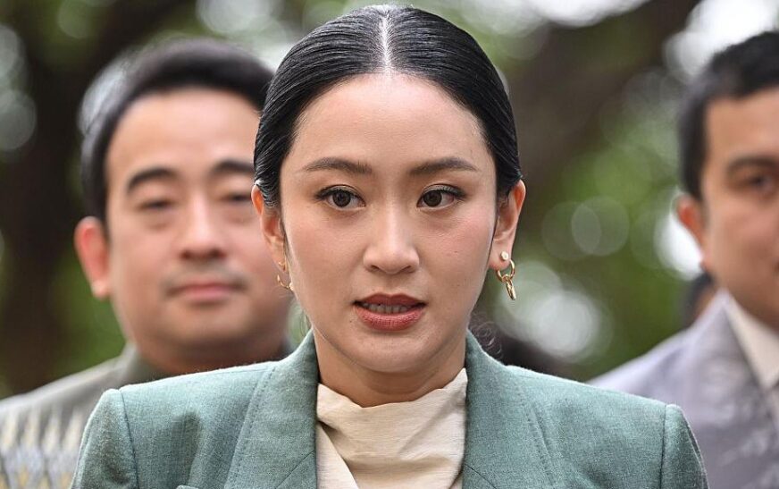 തായ്‌ലൻഡ് പ്രധാനമന്ത്രി പയേതുംഗ്‌താൻ ഷിനവത്രയെ ഭരണഘടനാ കോടതി പുറത്താക്കി