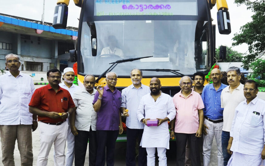 കേരള ആർ ടി സിയുടെ പുതിയ ബസ്സിന് സ്വീകരണം