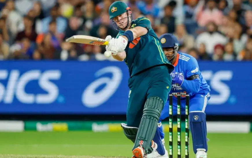 ഇ​ന്ത്യ​ക്കെതിരെയുള്ള രണ്ടാം ടി 20യിൽ ഓ​സ്ട്രേ​ലി​യ​ക്ക് നാ​ല് വി​ക്ക​റ്റ് ജ​യം