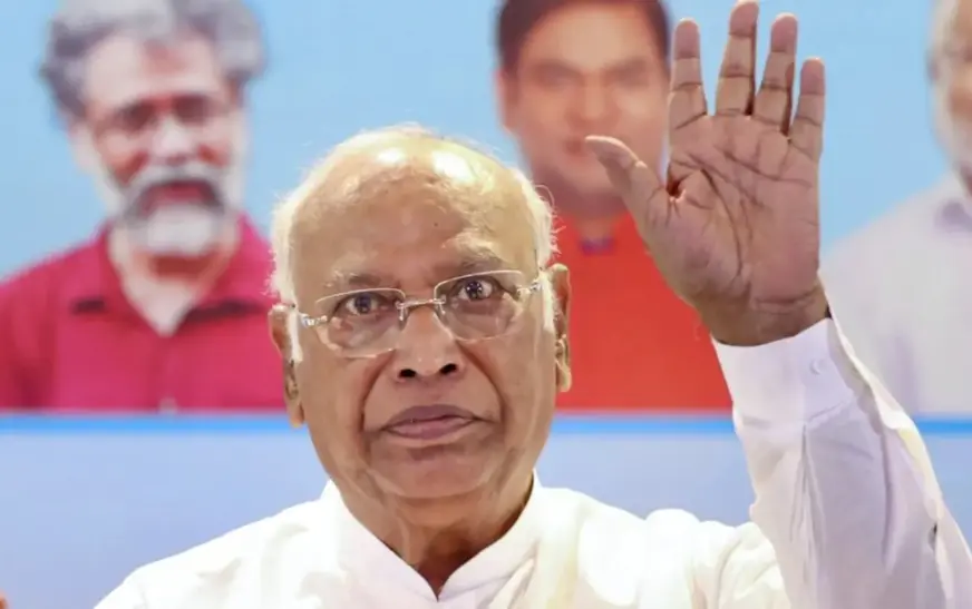 കോൺഗ്രസ് അധ്യക്ഷൻ മല്ലികാർജുൻ ഖാർഗെയെ ശസ്ത്രക്രിയയ്ക്ക് വിധേയനാക്കി; ആരോഗ്യനില തൃപ്തികരം