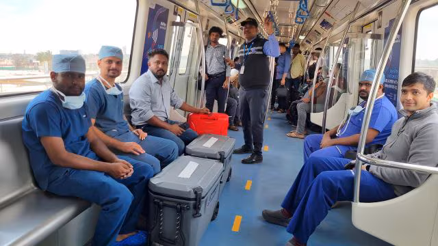 ഹൃദയവുമായി പറന്ന് നമ്മ മെട്രോ