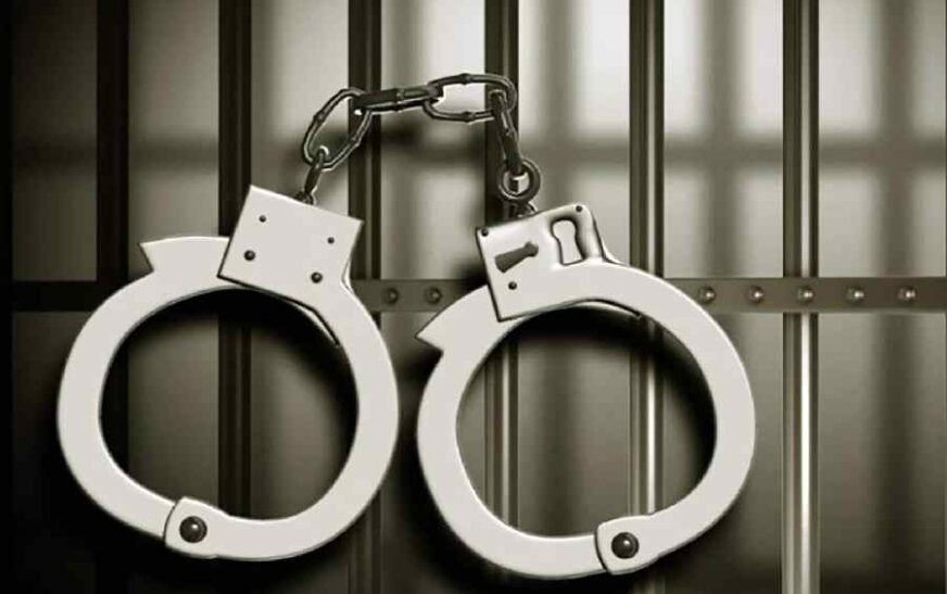 വീട്ടിലെ കണക‍്ഷൻ വിച്ഛേദിച്ച് കെ എസ് ഇ ബി; വൈരാഗ്യത്തിൽ 50 ട്രാൻസ്ഫോമറുകളിലെ ഫ്യൂസ് തകർത്തു യുവാവ്