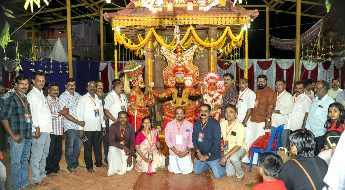 മെെസൂര്‍ മുത്തപ്പന്‍ മടപ്പുരയിലെ പുത്തരി വെള്ളാട്ടം സമാപിച്ചു