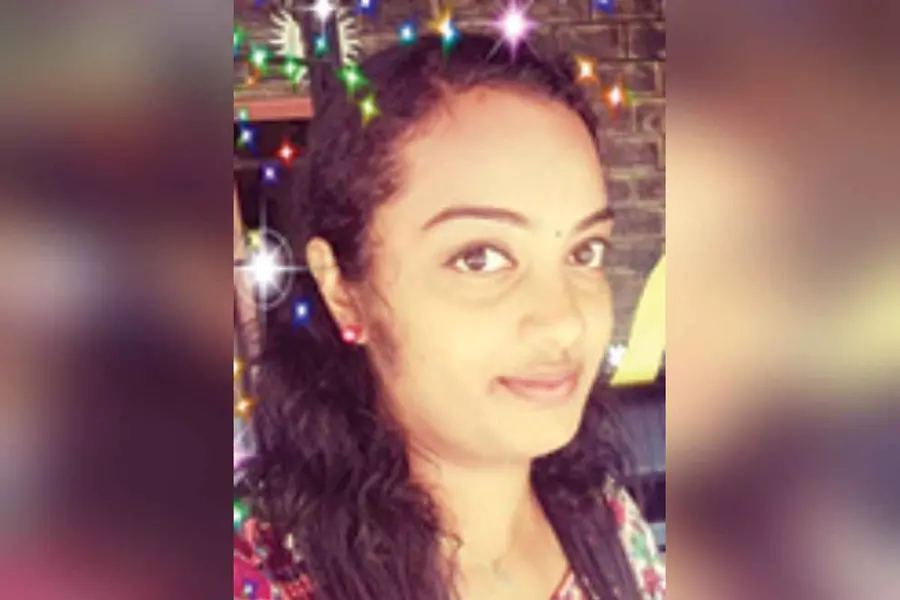 കോഴിക്കോട് സ്വദേശിയായ യുവതിയെ ബെംഗളൂരുവിൽ മരിച്ച നിലയിൽ കണ്ടെത്തി