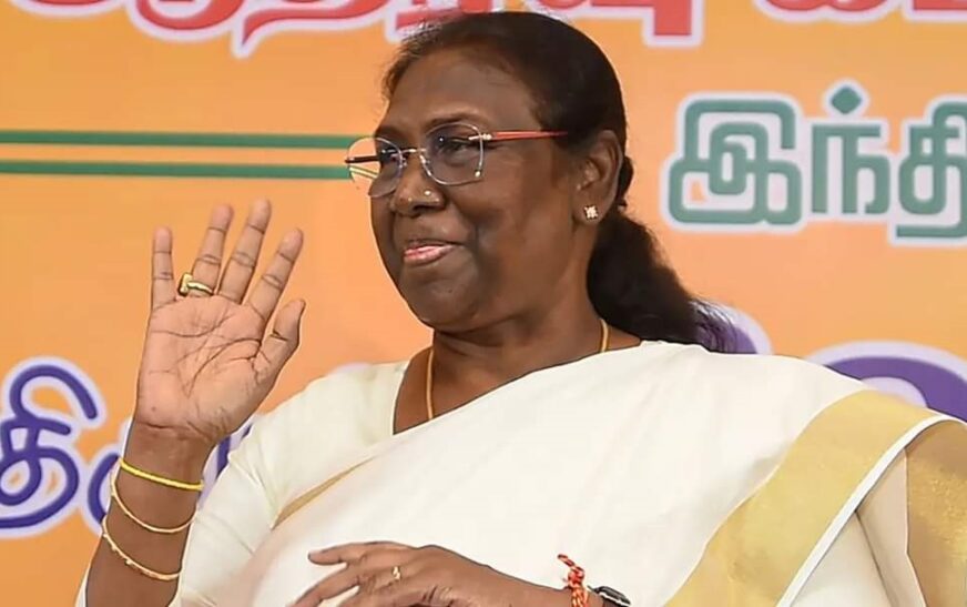 2026 ഇന്ത്യയുടെ കുതിപ്പിന് ഊർജ്ജമാകട്ടെ, രാജ്യത്തിന് പുതുവത്സരാശംസകൾ നേർന്ന് രാഷ്ട്രപതി