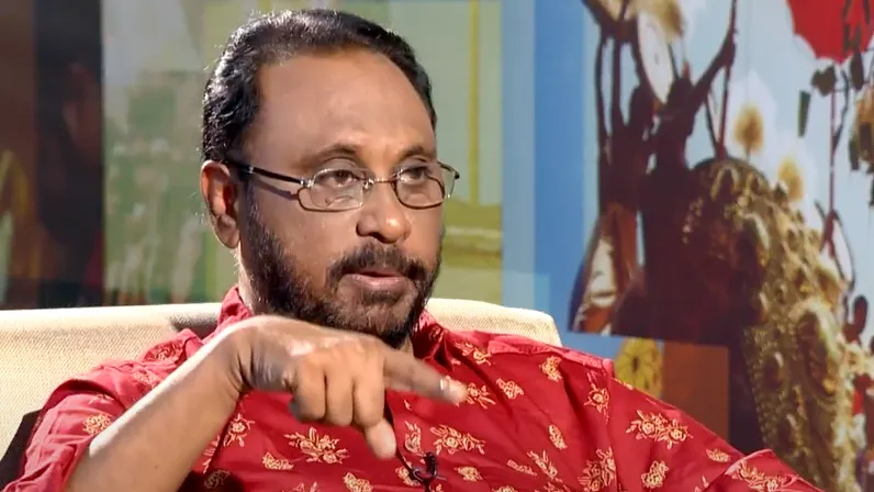 ലോകകേരള സഭ അധികാര ആഭാസം: ചെറിയാൻ ഫിലിപ്പ്