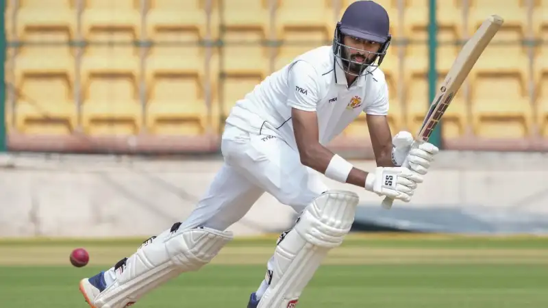 ര​ഞ്ജി ട്രോ​ഫി സെ​മി: ക​ർ​ണാ​ട​ക​യ്ക്ക് വ​മ്പ​ൻ സ്കോ​ർ