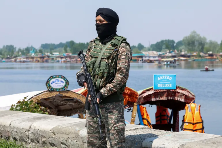 വി​​​വി​​​ധ തീ​​​വ്ര​​​വാ​​​ദ സം​​​ഘ​​​ട​​​ന​​​ക​​​ൾ​​​ക്ക് പാ​​​ക്കി​​​സ്ഥാ​​​ൻ അ​​​ഭ​​​യം ന​​​ൽ​​​കു​​​ന്നു​​​വെ​​​ന്ന് യു​​​എ​​​സ് റി​​​പ്പോ​​​ർ​​​ട്ട്