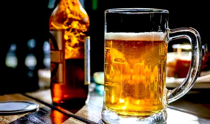 ഇ​സ്ര​യേ​ൽ – ഇ​റാ​ൻ സം​ഘ​ർ​ഷം: ബി​യ​ർ വി​ല 15 ശ​ത​മാ​നം വ​രെ വ​ർ​ധി​ക്കാ​ൻ സാ​ധ്യ​ത