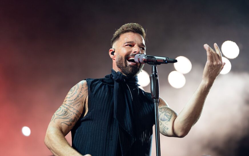 ട്വ​​ന്‍റി-20 ലോ​​ക​​ക​​പ്പ്; സ​​മാ​​പ​​നാ​​ഘോ​​ഷ​​വേ​​ള​​യി​​ല്‍ ത​​രം​​ഗം സൃ​​ഷ്ടി​​ക്കാ​​ന്‍ റി​​ക്കി മാ​​ര്‍​ട്ടി​​ന്‍