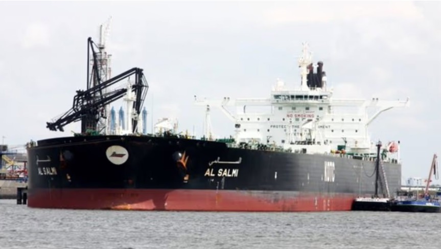 ദുബായി തീരത്ത് കുവൈറ്റിന്‍റെ എണ്ണക്കപ്പലിനു നേരെ ആക്രമണം