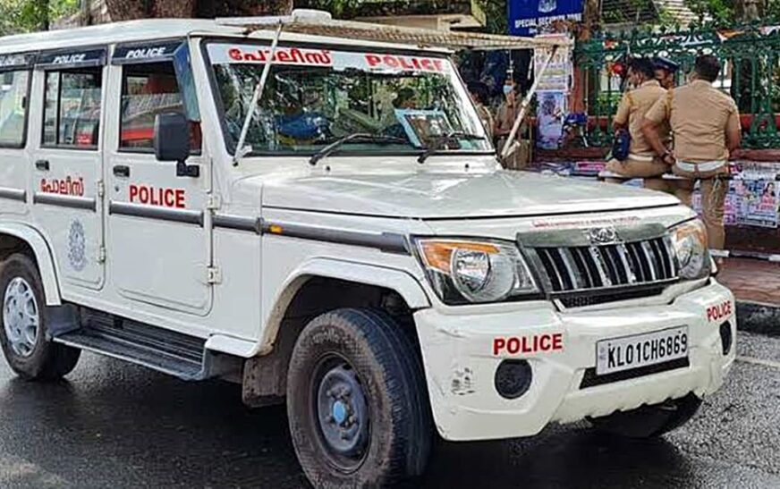 കോഴിക്കോട് 16 കാരിയെ ശ്വാസം മുട്ടിച്ച് കൊന്ന ശേഷം ബന്ധു ആത്മഹത്യ ചെയ്ത നിലയിൽ