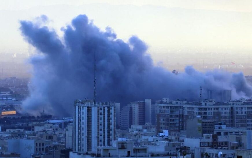പ​ശ്ചി​മേ​ഷ്യ​ൻ സം​ഘ​ർ​ഷം; സ​മാ​ധാ​ന ച​ർ​ച്ച​ക​ൾ ശ​നി​യാ​ഴ്ച പാ​കി​സ്ഥാ​നി​ൽ