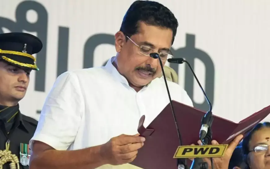 ആർത്തവ അവധിയിൽ സ്ത്രീ സമൂഹത്തിന് പരാതിയുണ്ടെങ്കിൽ പുനഃപരിശോധിക്കും: വിദ്യാഭ്യാസ മന്ത്രി എൻ ഷംസുദ്ദീൻ