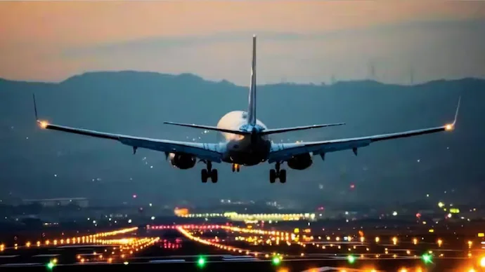 airport-020739996-16x9